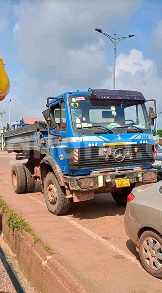 Big with watermark mercedes benz truck greater accra accra 41372