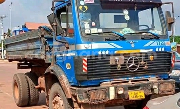 Buy Used Mercedes‒Benz Truck Other Truck in Accra in Greater Accra