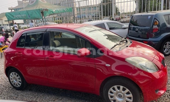 Sayi Na hannu Toyota Vitz Red Mota in Sekondi–Takoradi Metropolitan a Yamma Sayi Na hannu Toyota Vitz Red Mota in Sekondi–Takoradi Metropolitan a Yamma