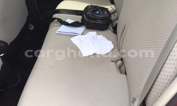 Sayi Na hannu Toyota Vitz Red Mota in Sekondi–Takoradi Metropolitan a Yamma Sayi Na hannu Toyota Vitz Red Mota in Sekondi–Takoradi Metropolitan a Yamma