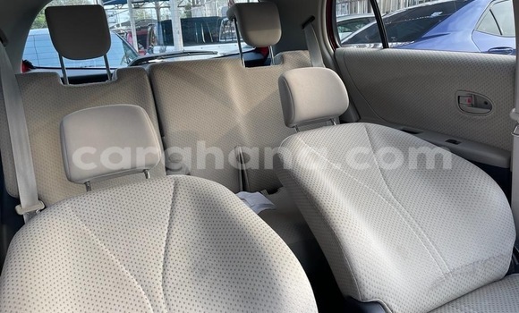 Sayi Na hannu Toyota Vitz Red Mota in Sekondi–Takoradi Metropolitan a Yamma Sayi Na hannu Toyota Vitz Red Mota in Sekondi–Takoradi Metropolitan a Yamma