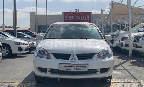 Ra Imported Mitsubishi Lancer funfun Ọkọ̀ in Import - Dubai ni Ashanti Ra Imported Mitsubishi Lancer funfun Ọkọ̀ in Import - Dubai ni Ashanti
