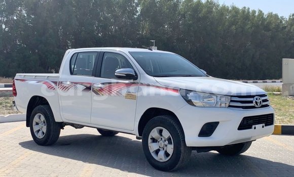 Ra Imported Toyota Hilux funfun Ọkọ̀ in Import - Dubai ni Ashanti Ra Imported Toyota Hilux funfun Ọkọ̀ in Import - Dubai ni Ashanti