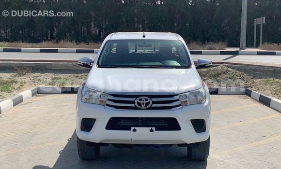 Ra Imported Toyota Hilux funfun Ọkọ̀ in Import - Dubai ni Ashanti Ra Imported Toyota Hilux funfun Ọkọ̀ in Import - Dubai ni Ashanti