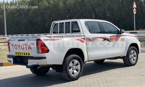 Ra Imported Toyota Hilux funfun Ọkọ̀ in Import - Dubai ni Ashanti Ra Imported Toyota Hilux funfun Ọkọ̀ in Import - Dubai ni Ashanti