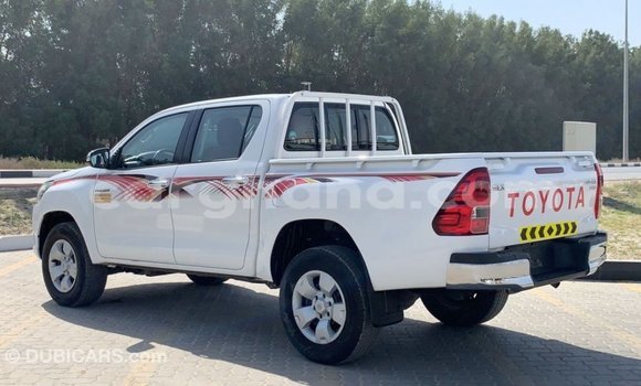 Ra Imported Toyota Hilux funfun Ọkọ̀ in Import - Dubai ni Ashanti Ra Imported Toyota Hilux funfun Ọkọ̀ in Import - Dubai ni Ashanti