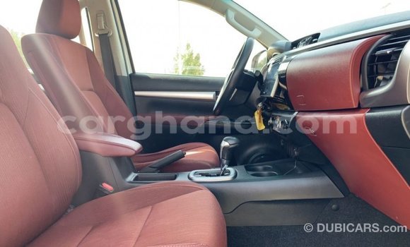 Ra Imported Toyota Hilux funfun Ọkọ̀ in Import - Dubai ni Ashanti Ra Imported Toyota Hilux funfun Ọkọ̀ in Import - Dubai ni Ashanti