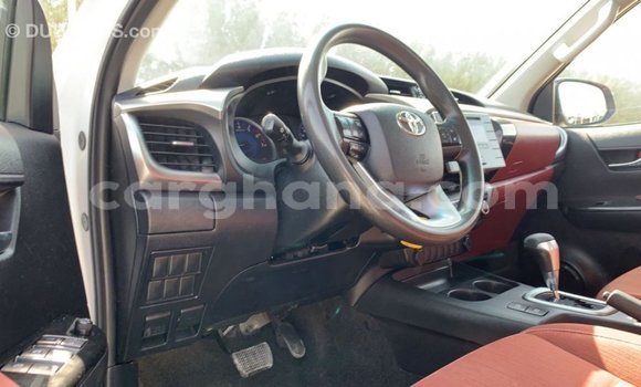 Ra Imported Toyota Hilux funfun Ọkọ̀ in Import - Dubai ni Ashanti Ra Imported Toyota Hilux funfun Ọkọ̀ in Import - Dubai ni Ashanti