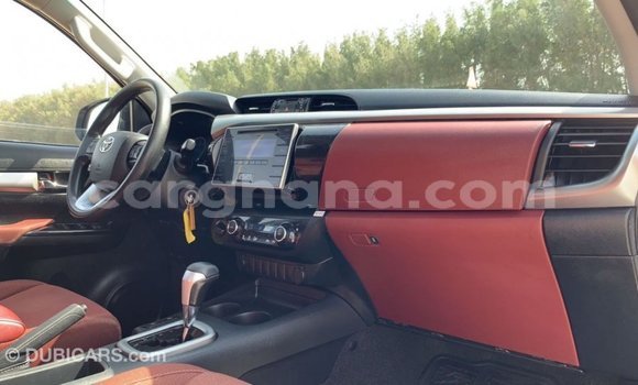 Ra Imported Toyota Hilux funfun Ọkọ̀ in Import - Dubai ni Ashanti Ra Imported Toyota Hilux funfun Ọkọ̀ in Import - Dubai ni Ashanti