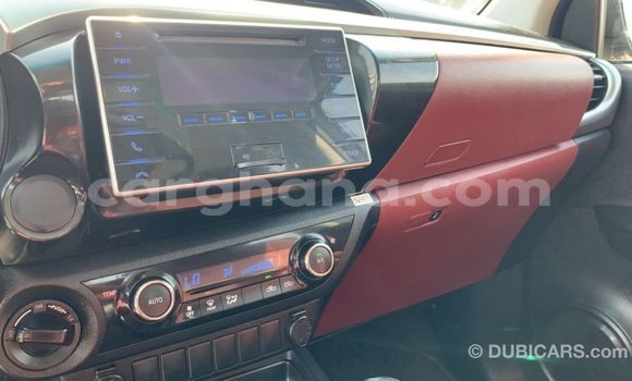 Ra Imported Toyota Hilux funfun Ọkọ̀ in Import - Dubai ni Ashanti Ra Imported Toyota Hilux funfun Ọkọ̀ in Import - Dubai ni Ashanti
