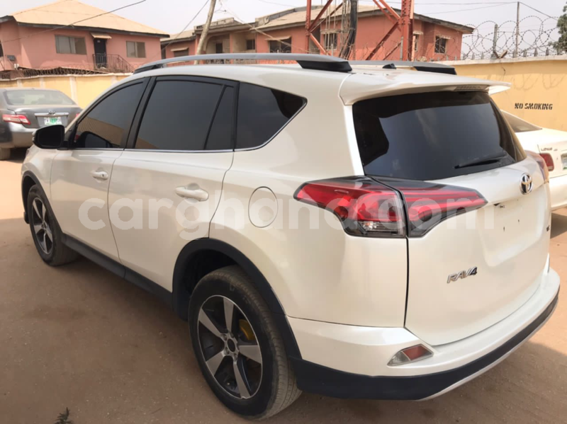 Big with watermark toyota rav4 greater accra tema 41400