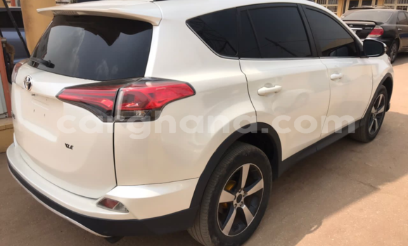 Buy Used Toyota RAV4 White Car in Tema in Greater Accra Buy Used Toyota RAV4 White Car in Tema in Greater Accra