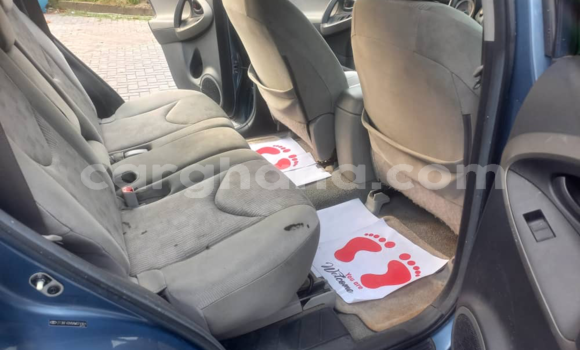 Sayi Na hannu Toyota RAV4 Blue Mota in Tema a Greater Accra Sayi Na hannu Toyota RAV4 Blue Mota in Tema a Greater Accra