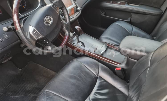 Sayi Na hannu Toyota Avalon Black Mota in Tema a Greater Accra Sayi Na hannu Toyota Avalon Black Mota in Tema a Greater Accra