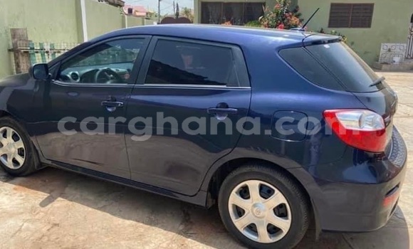 Buy Used Toyota Matrix Blue Car in Sekondi–Takoradi Metropolitan in Western Buy Used Toyota Matrix Blue Car in Sekondi–Takoradi Metropolitan in Western
