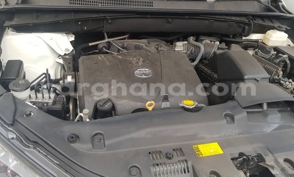 Buy Used Toyota Highlander White Car in Tema in Greater Accra Buy Used Toyota Highlander White Car in Tema in Greater Accra
