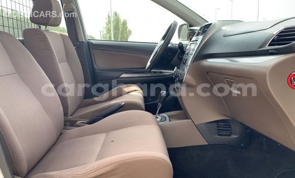 Ra Imported Toyota Avanza funfun Ọkọ̀ in Import - Dubai ni Ashanti Ra Imported Toyota Avanza funfun Ọkọ̀ in Import - Dubai ni Ashanti