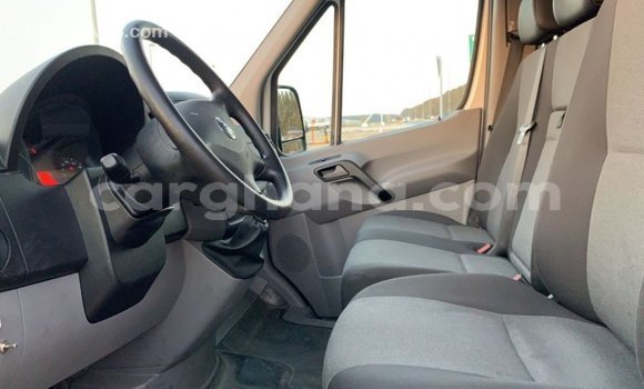 Ra Imported Volkswagen Beetle Blue Ọkọ̀ in Import - Dubai ni Ashanti Ra Imported Volkswagen Beetle Blue Ọkọ̀ in Import - Dubai ni Ashanti