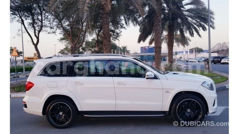 Big with watermark mercedes benz a200 ashanti import dubai 41456