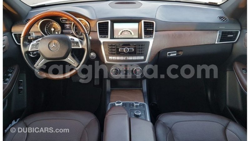 Big with watermark mercedes benz a200 ashanti import dubai 41456