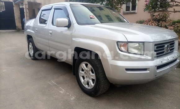 Sayi Na hannu Honda Ridgeline Azurfa Mota in Tema a Greater Accra Sayi Na hannu Honda Ridgeline Azurfa Mota in Tema a Greater Accra