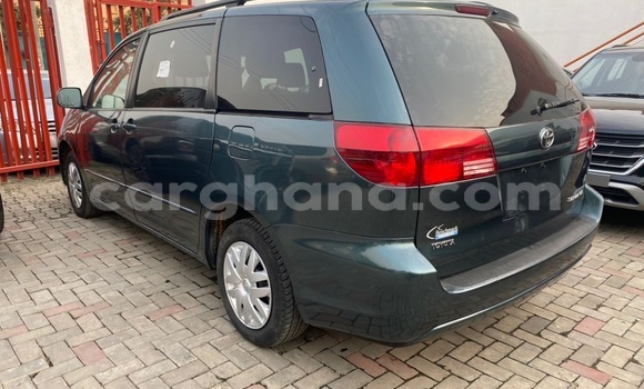 Sayi Na hannu Toyota Sienna Blue Mota in Tema a Greater Accra Sayi Na hannu Toyota Sienna Blue Mota in Tema a Greater Accra