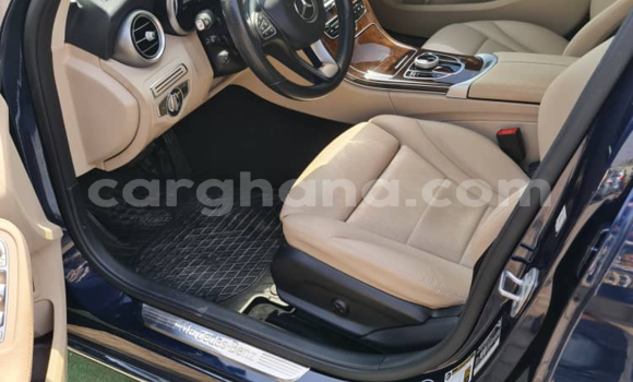 Ra Àlòkù Mercedes‒Benz E–Class Blue Ọkọ̀ in Tema ni Greater Accra Ra Àlòkù Mercedes‒Benz E–Class Blue Ọkọ̀ in Tema ni Greater Accra