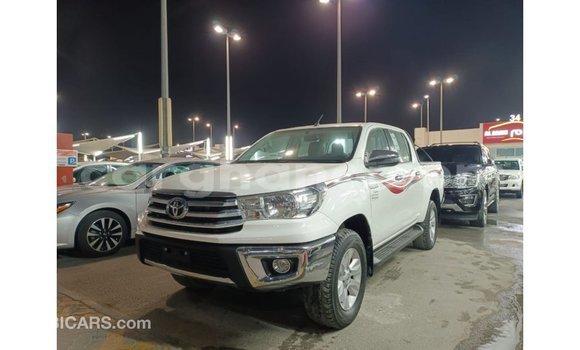 Ra Imported Toyota Hilux funfun Ọkọ̀ in Import - Dubai ni Ashanti Ra Imported Toyota Hilux funfun Ọkọ̀ in Import - Dubai ni Ashanti