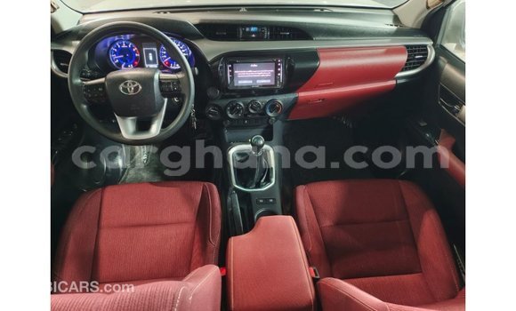 Ra Imported Toyota Hilux funfun Ọkọ̀ in Import - Dubai ni Ashanti Ra Imported Toyota Hilux funfun Ọkọ̀ in Import - Dubai ni Ashanti