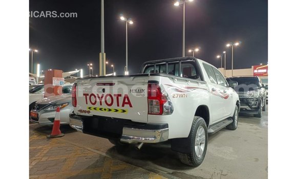 Ra Imported Toyota Hilux funfun Ọkọ̀ in Import - Dubai ni Ashanti Ra Imported Toyota Hilux funfun Ọkọ̀ in Import - Dubai ni Ashanti