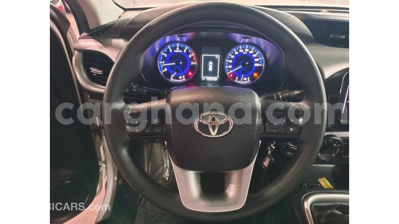 Big with watermark toyota hilux ashanti import dubai 41501