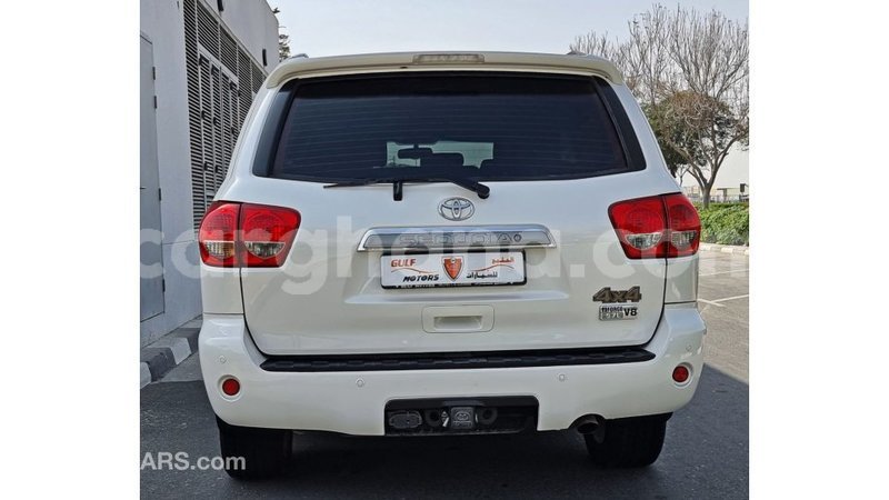 Big with watermark toyota sequoia ashanti import dubai 41504