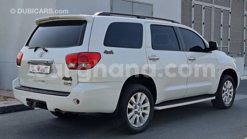 Big with watermark toyota sequoia ashanti import dubai 41504