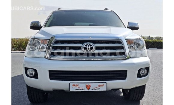 Buy Import Toyota Sequoia White Car in Import - Dubai in Ashanti Buy Import Toyota Sequoia White Car in Import - Dubai in Ashanti
