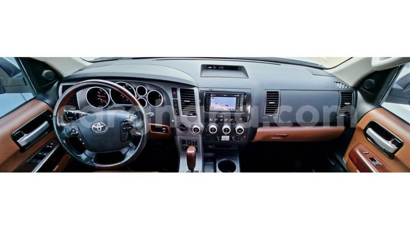 Big with watermark toyota sequoia ashanti import dubai 41504