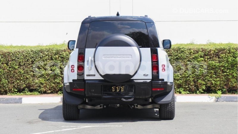 Big with watermark land rover defender ashanti import dubai 41505