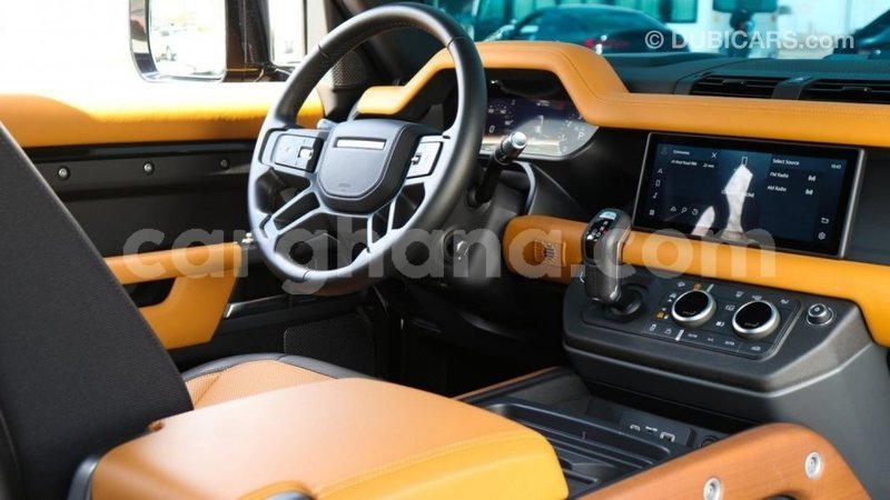 Big with watermark land rover defender ashanti import dubai 41509