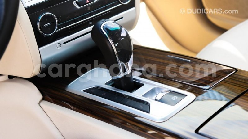 Big with watermark maserati quattroporte ashanti import dubai 41510