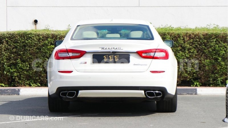 Big with watermark maserati quattroporte ashanti import dubai 41510