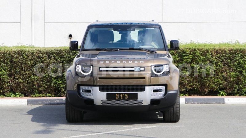 Big with watermark land rover defender ashanti import dubai 41511