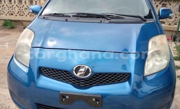 Sayi Na hannu Toyota Vitz Blue Mota in Accra a Greater Accra Sayi Na hannu Toyota Vitz Blue Mota in Accra a Greater Accra