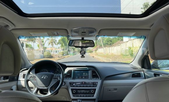 Sayi Imported Hyundai Sonata Blue Mota in Accra a Greater Accra Sayi Imported Hyundai Sonata Blue Mota in Accra a Greater Accra