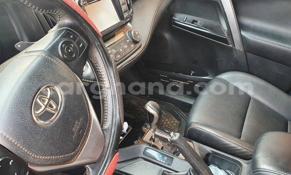 Sayi Na hannu Toyota RAV4 Blue Mota in Accra a Greater Accra Sayi Na hannu Toyota RAV4 Blue Mota in Accra a Greater Accra