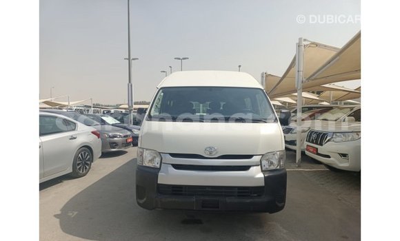 Sayi Imported Toyota Hiace White Mota in Import - Dubai a Ashanti Sayi Imported Toyota Hiace White Mota in Import - Dubai a Ashanti