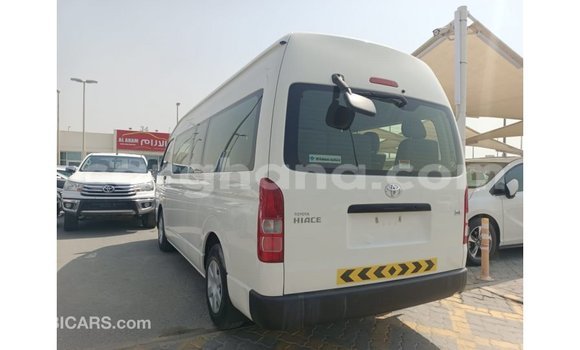 Sayi Imported Toyota Hiace White Mota in Import - Dubai a Ashanti Sayi Imported Toyota Hiace White Mota in Import - Dubai a Ashanti
