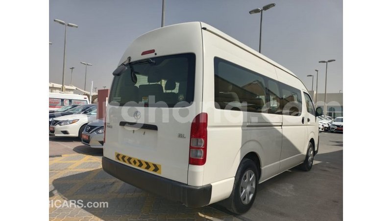 Big with watermark toyota hiace ashanti import dubai 41516