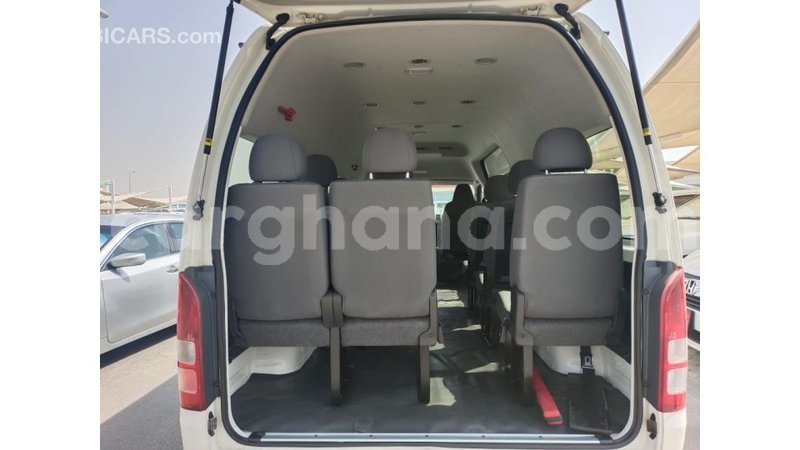 Big with watermark toyota hiace ashanti import dubai 41516