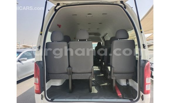 Sayi Imported Toyota Hiace White Mota in Import - Dubai a Ashanti Sayi Imported Toyota Hiace White Mota in Import - Dubai a Ashanti