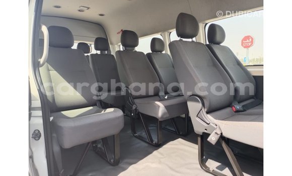 Sayi Imported Toyota Hiace White Mota in Import - Dubai a Ashanti Sayi Imported Toyota Hiace White Mota in Import - Dubai a Ashanti