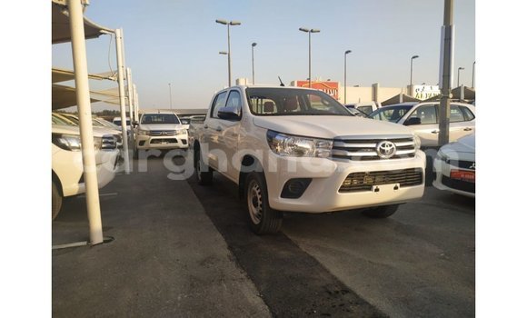 Ra Imported Toyota Hilux funfun Ọkọ̀ in Import - Dubai ni Ashanti Ra Imported Toyota Hilux funfun Ọkọ̀ in Import - Dubai ni Ashanti